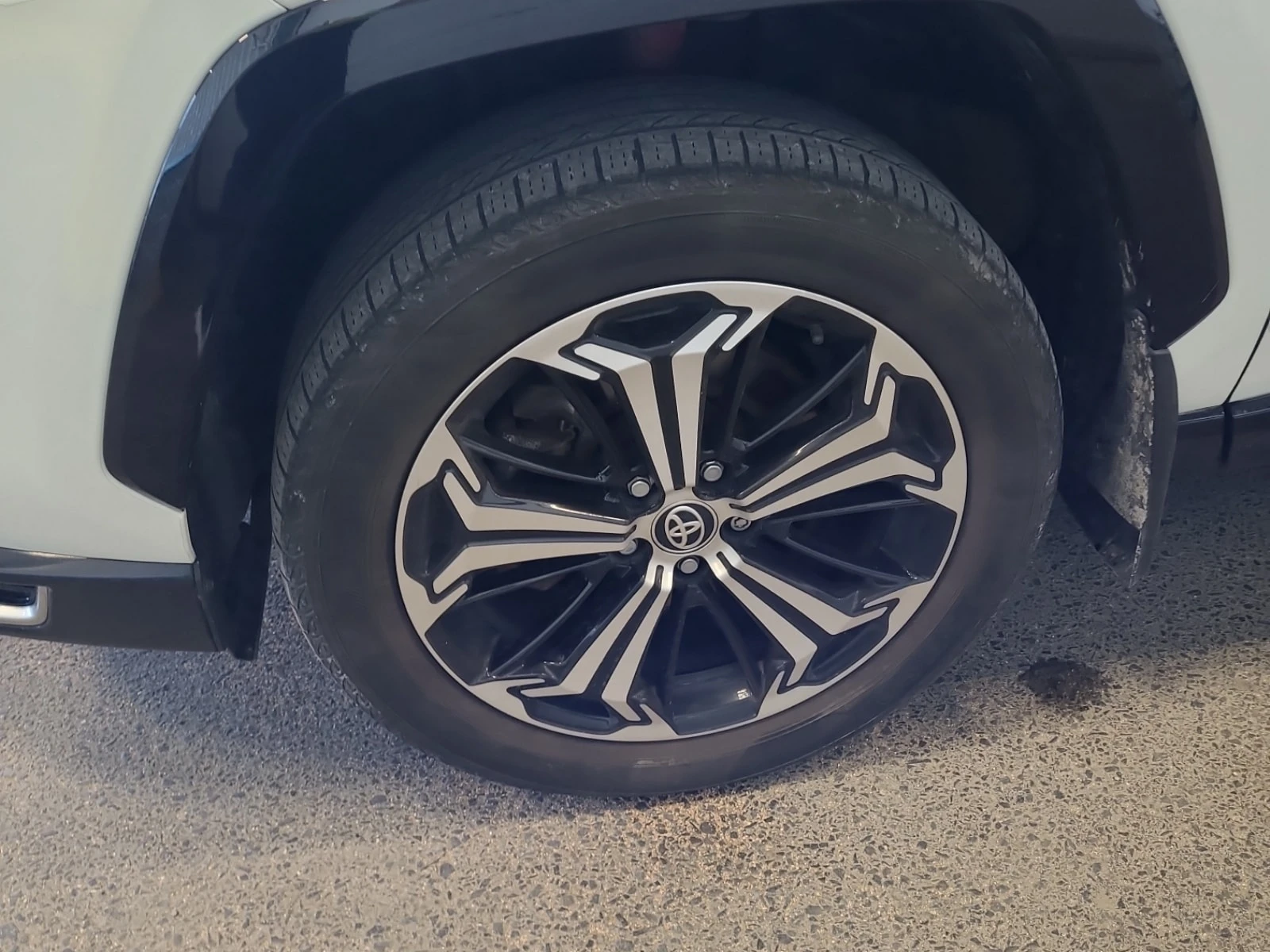 Toyota Rav4 * XSE * CARFAX * ЦЕНА ДО БГ, снимка 13 - Автомобили и джипове - 55969937