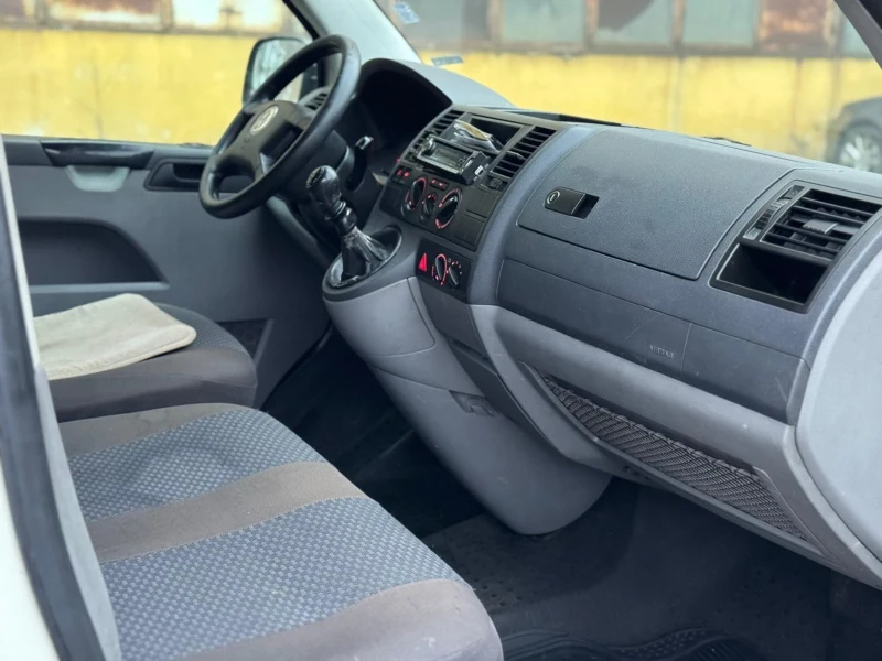 VW T5, снимка 7 - Бусове и автобуси - 52909099