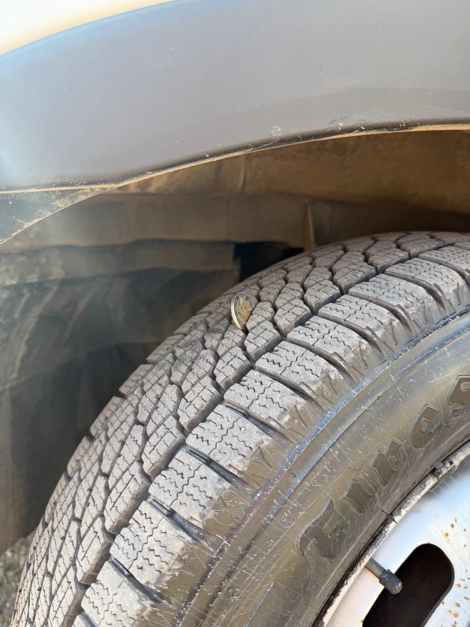 Iveco Daily, снимка 17 - Бусове и автобуси - 53810818