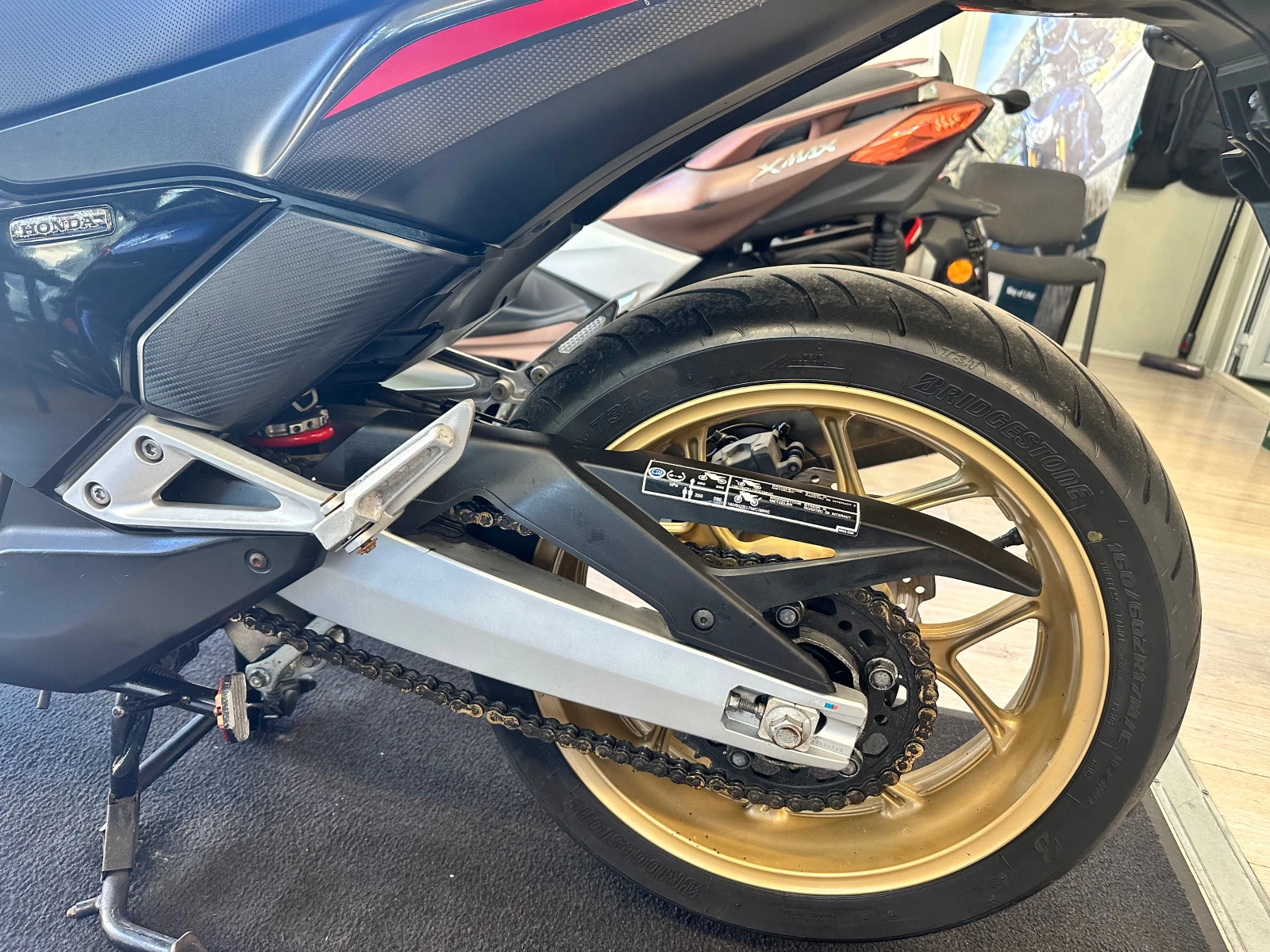 Honda Integra 750S ABS/Akrapovic 03.2015г., снимка 13 - Мотоциклети и мототехника - 55090384