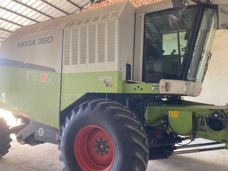 Комбайн Claas Mega 360