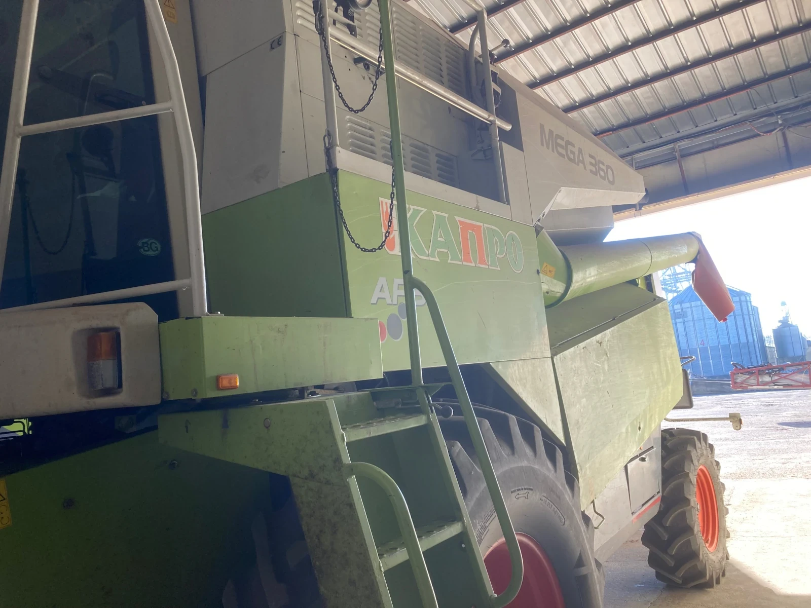 Комбайн Claas Mega 360 - изображение 5