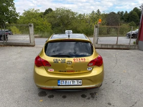 Opel Astra ПЕРФЕКТНА///ГАЗ///ЛИЗИНГ, снимка 11