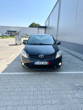 Toyota Auris, снимка 1