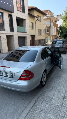 Обява за продажба на Mercedes-Benz E 320 ~8 999 лв. - изображение 4