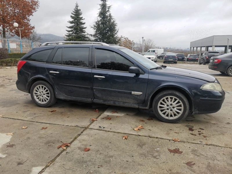 Renault Laguna 2.0T 170кс, снимка 4 - Автомобили и джипове - 47850452