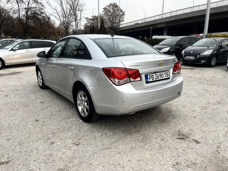 Chevrolet Cruze 2.0 d, снимка 4 - Автомобили и джипове - 48346599