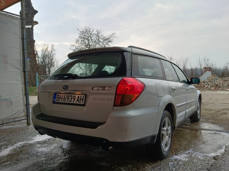 Subaru Outback 2.5 AWD * Швейцария* , снимка 3 - Автомобили и джипове - 49298937