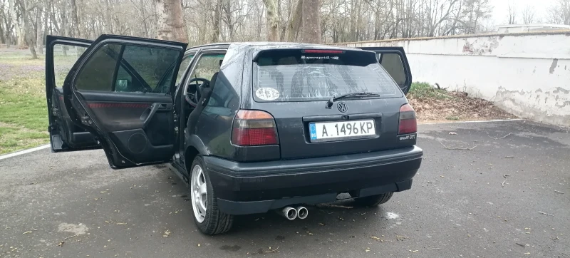 VW Golf, снимка 1 - Автомобили и джипове - 49528633