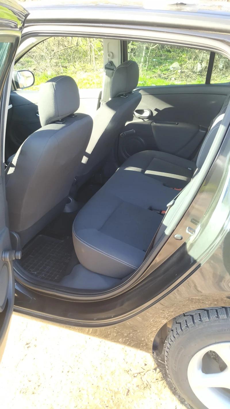 Renault Clio 1.2 tce, снимка 8 - Автомобили и джипове - 52972058