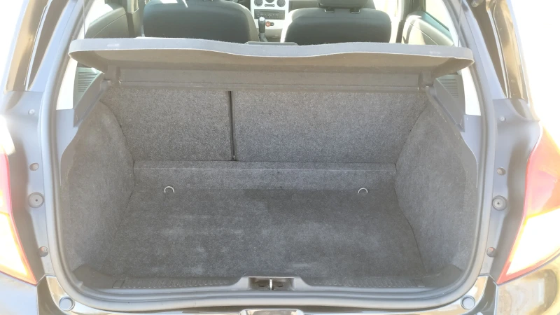 Renault Clio 1.2 tce, снимка 9 - Автомобили и джипове - 52972058