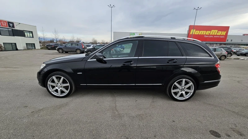 Mercedes-Benz C 320 * AVANTGARDE * Масаж * Памет * Подгрев * , снимка 2 - Автомобили и джипове - 53354414