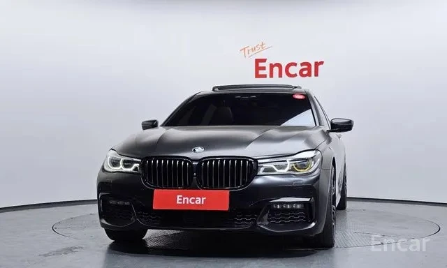 BMW 740 * ТЕЛЕВИЗОРИ * ДИСТРОНИК * МАСАЖИ * B&W * АВТОКРЕД, снимка 3 - Автомобили и джипове - 54585578