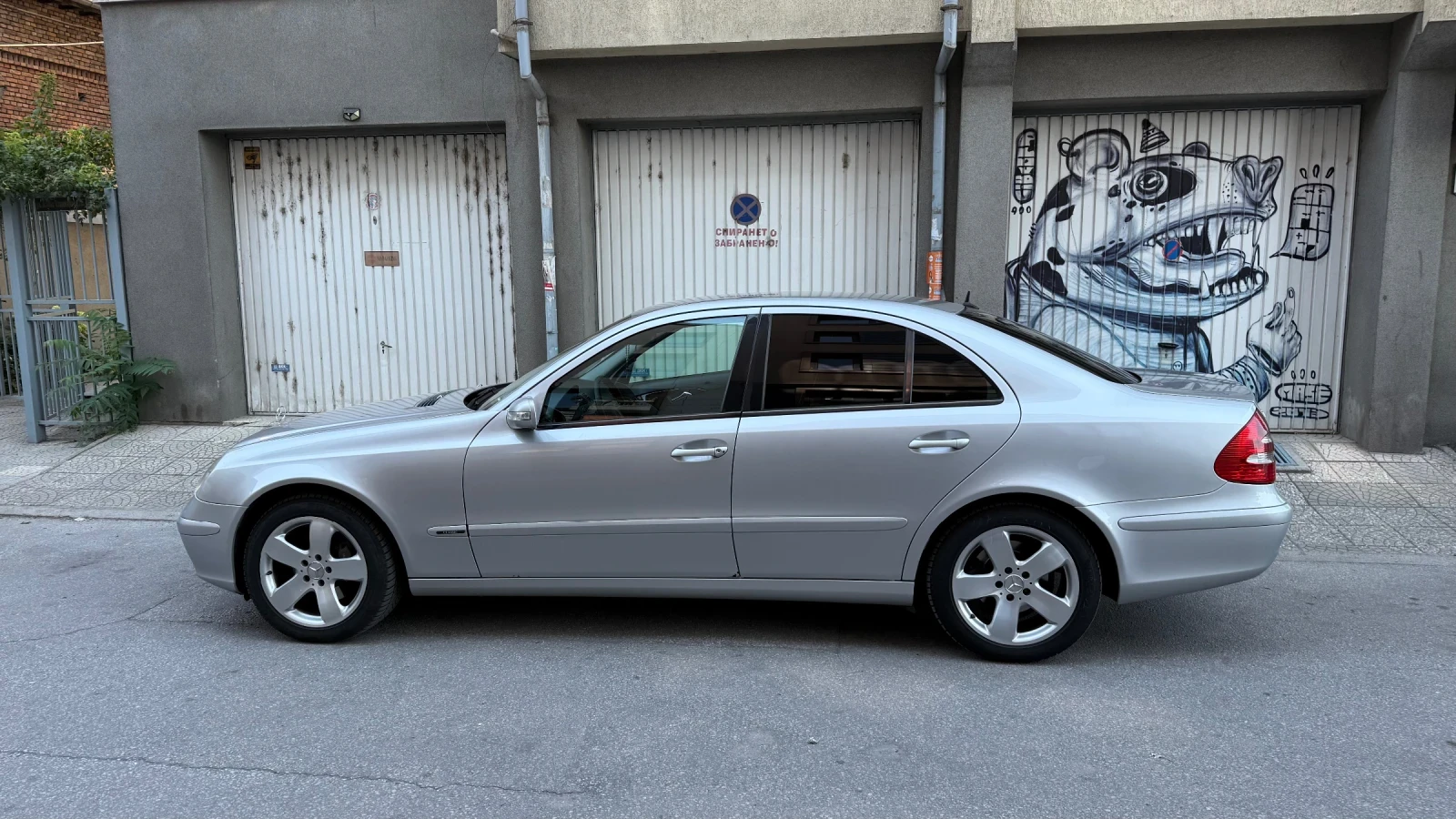 Mercedes-Benz E 320  - изображение 4