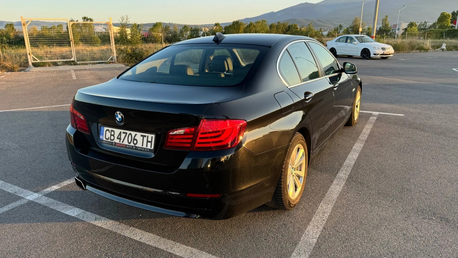 BMW 523  - изображение 4