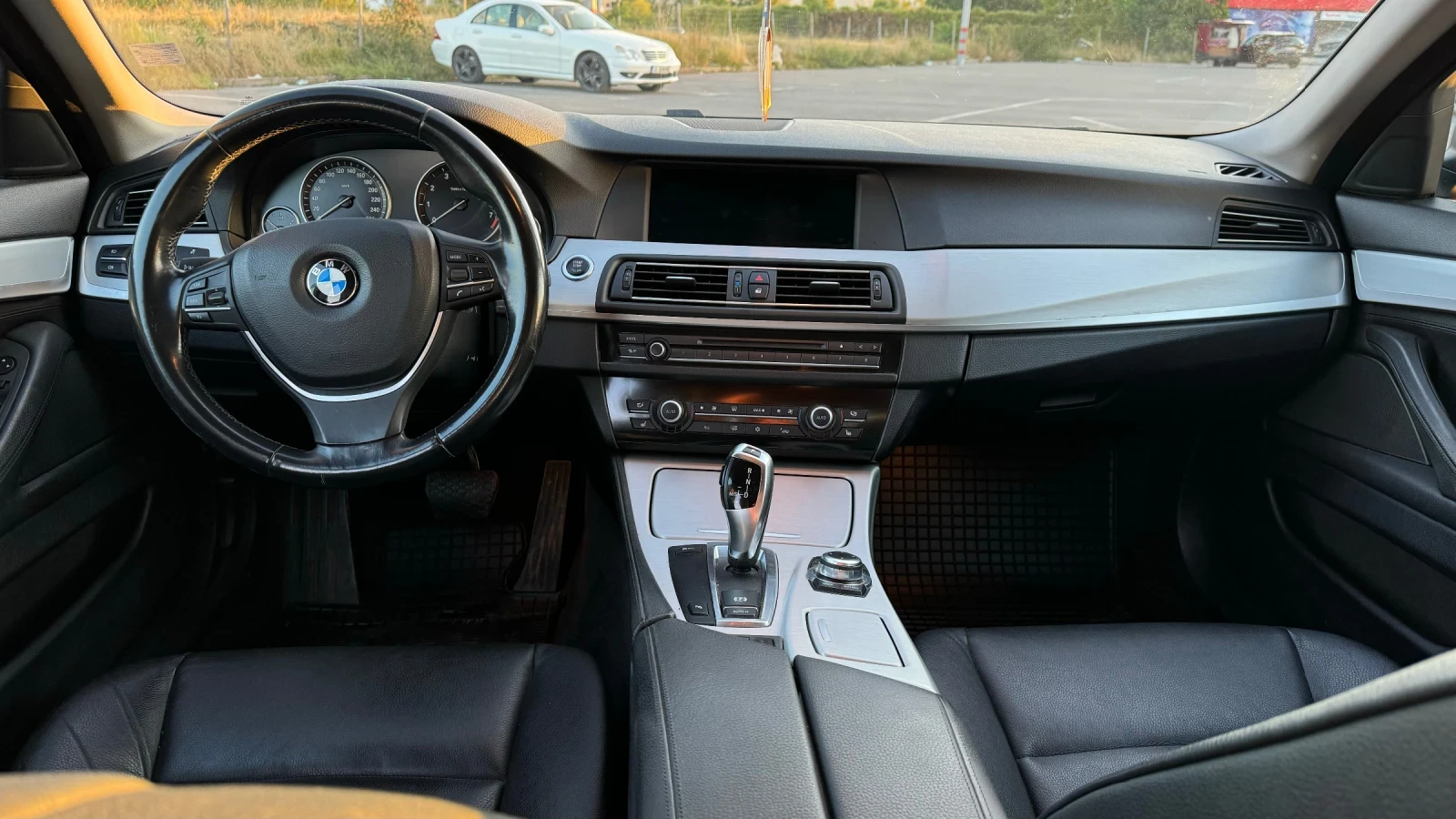 BMW 523  - изображение 10