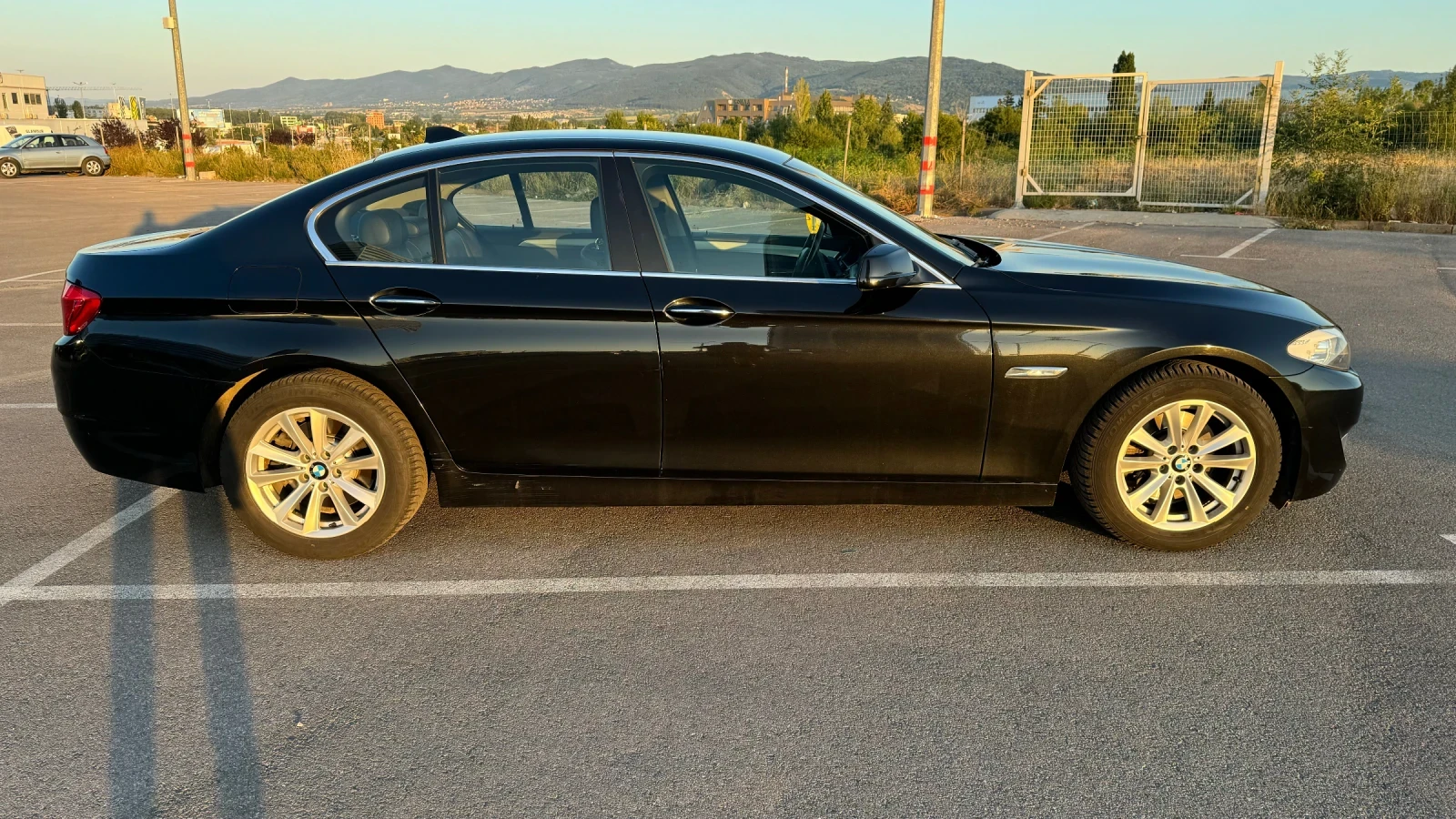 BMW 523  - изображение 3