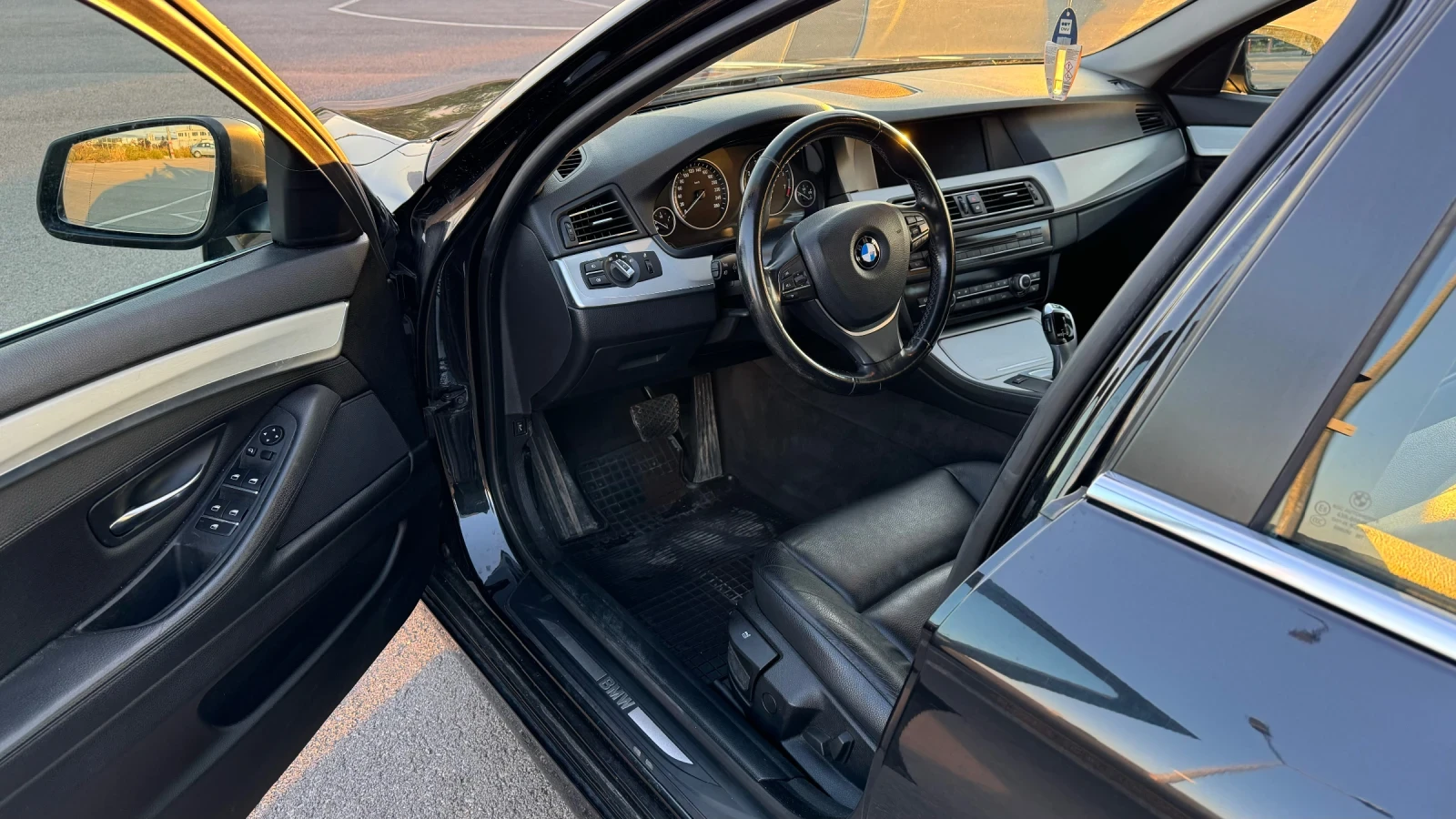 BMW 523  - изображение 7