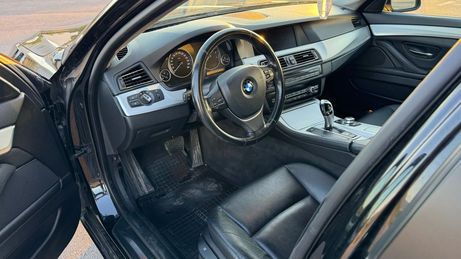 BMW 523  - изображение 6