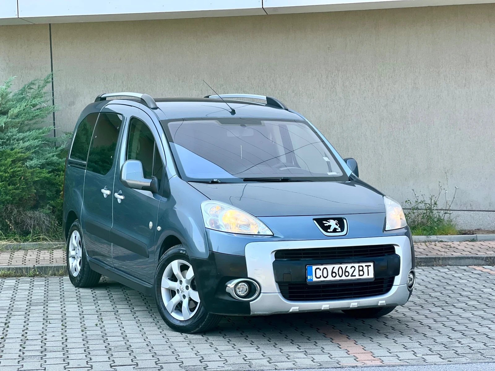 Peugeot Partner 1.6HDI-Всичко платено-Лизинг по 230лв на месец - изображение 3