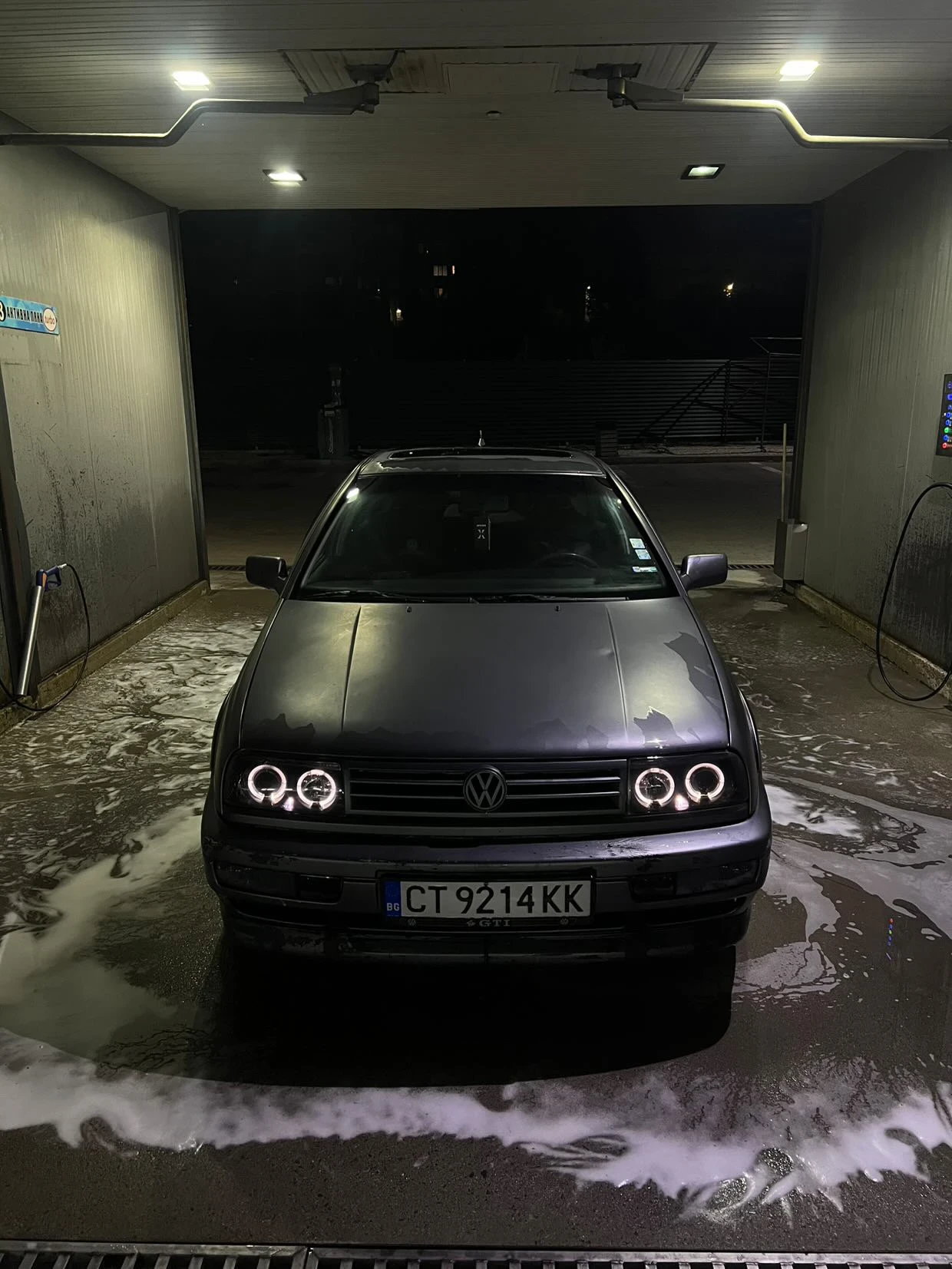 VW Vento 2.0 115 - изображение 2