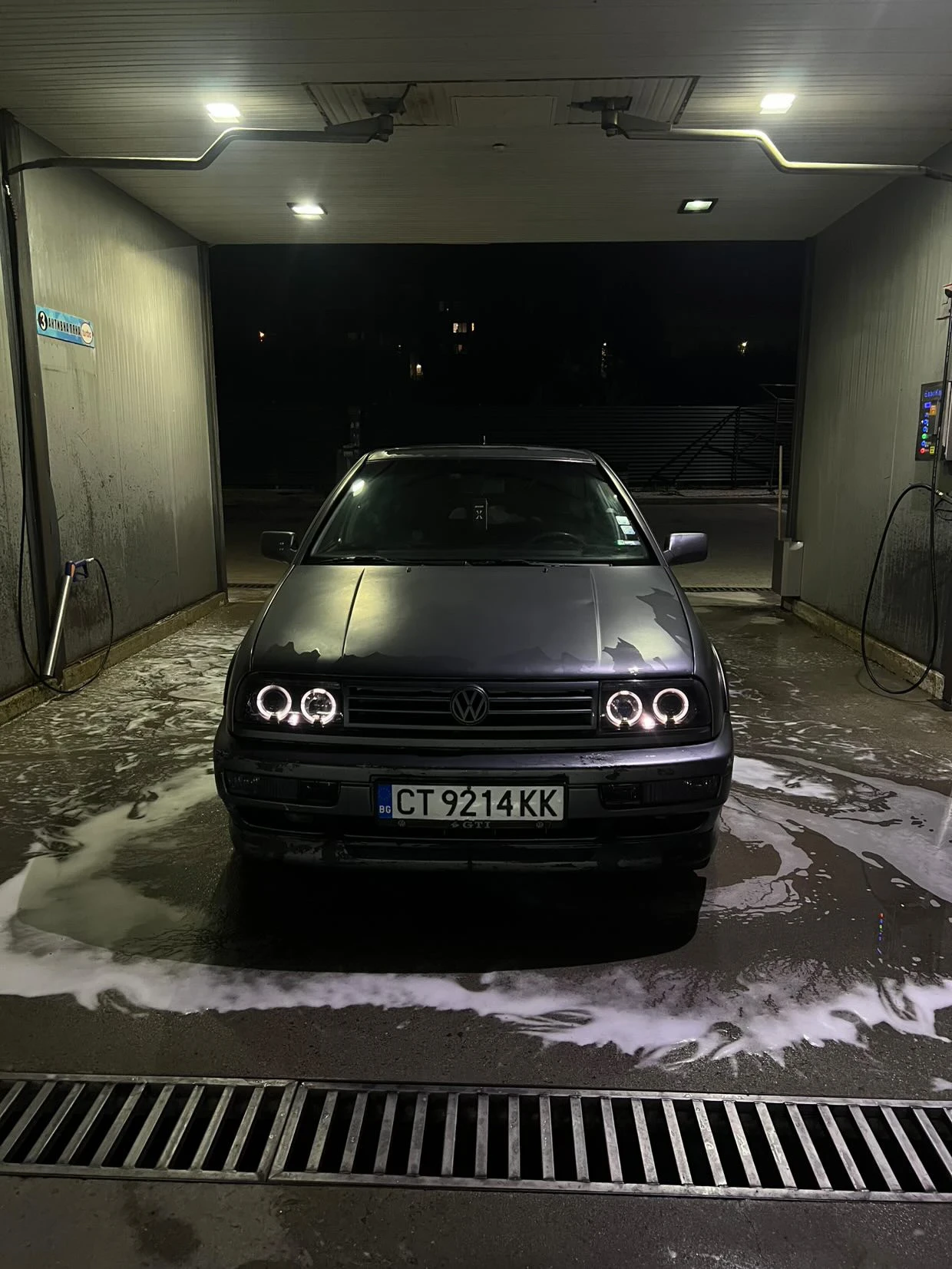VW Vento 2.0 115 - изображение 3