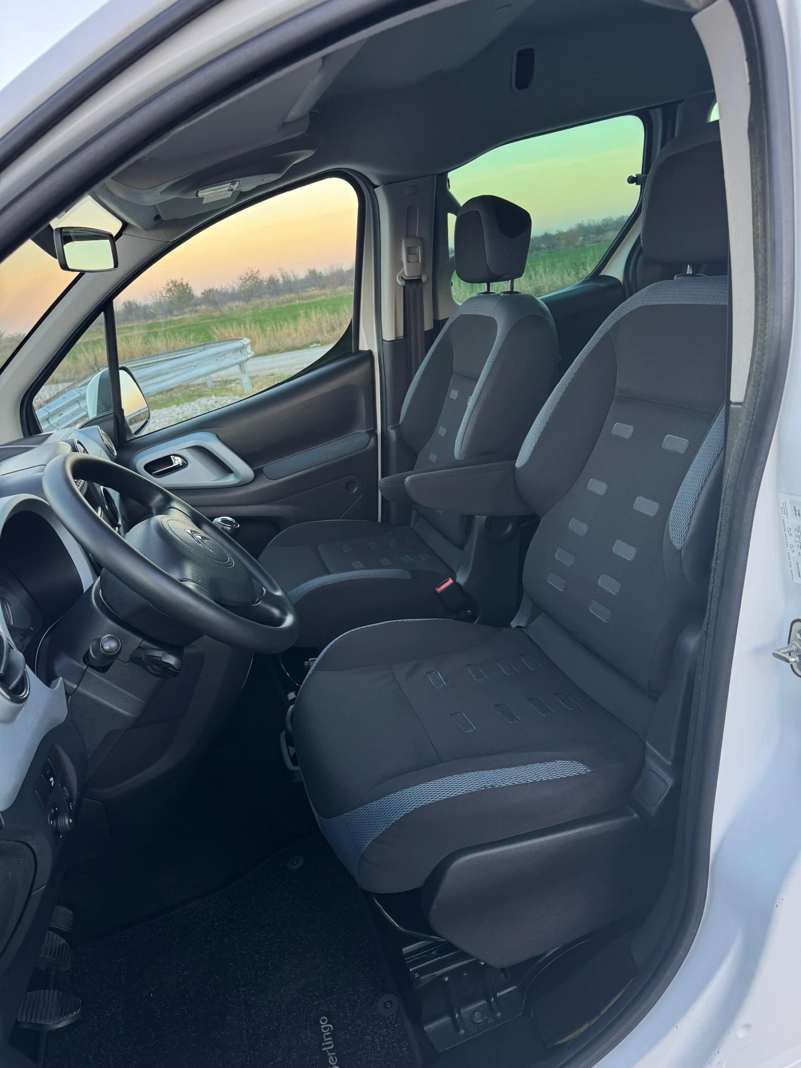 Citroen Berlingo 1.6HDI FACELIFT::XTR:: | Mobile.bg   7