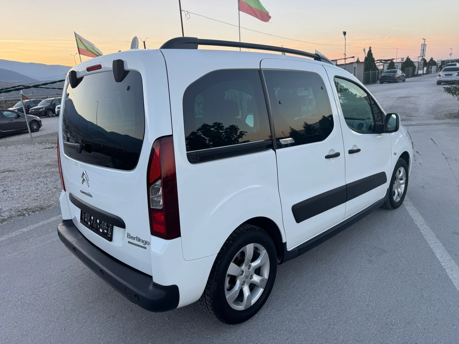 Citroen Berlingo 1.6HDI FACELIFT::XTR:: | Mobile.bg   4