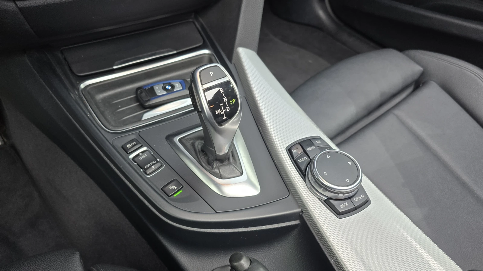 BMW 320 M-Performance EDITION autogeorge.com - изображение 8