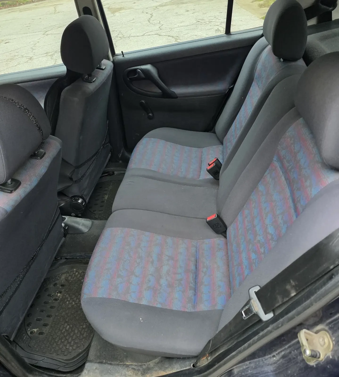 VW Polo 1400 - изображение 7