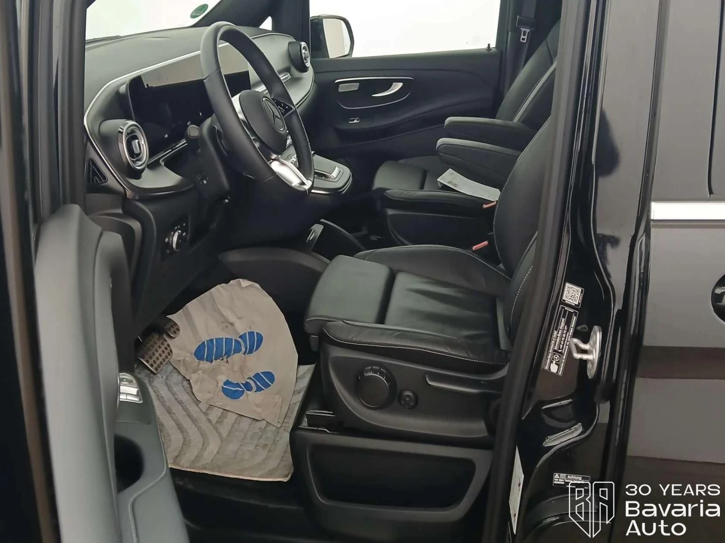 Mercedes-Benz V 300 d lang 4MATIC 9GTronic AVANTGARDE, снимка 6 - Автомобили и джипове - 53918552