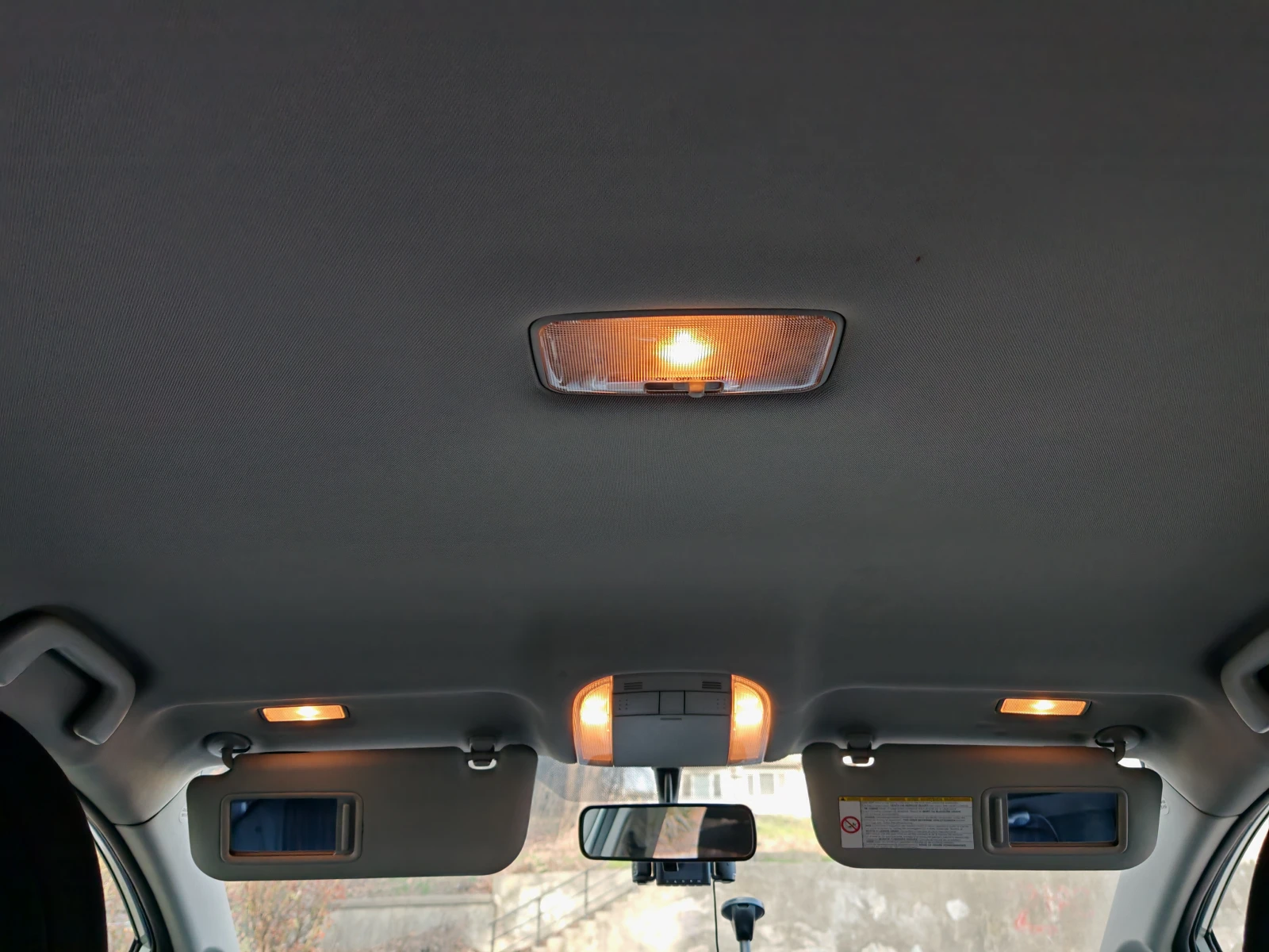 Toyota Auris втори комплект джанти + летни гуми Michelin, снимка 12 - Автомобили и джипове - 53953495