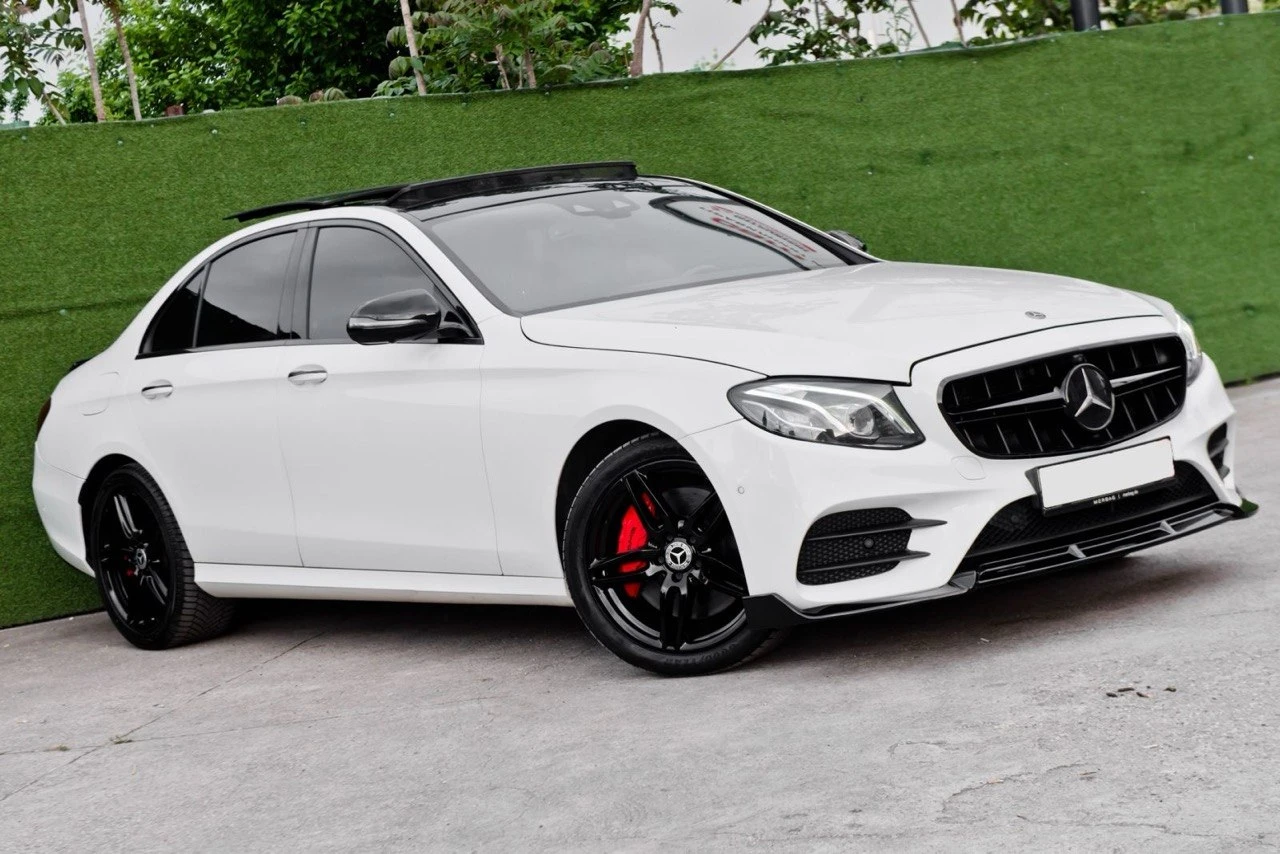 Mercedes-Benz E 350 AMG/ОБДУХ/360/MULTIBEM/Digital/PANO/BURM/DISTRONIC