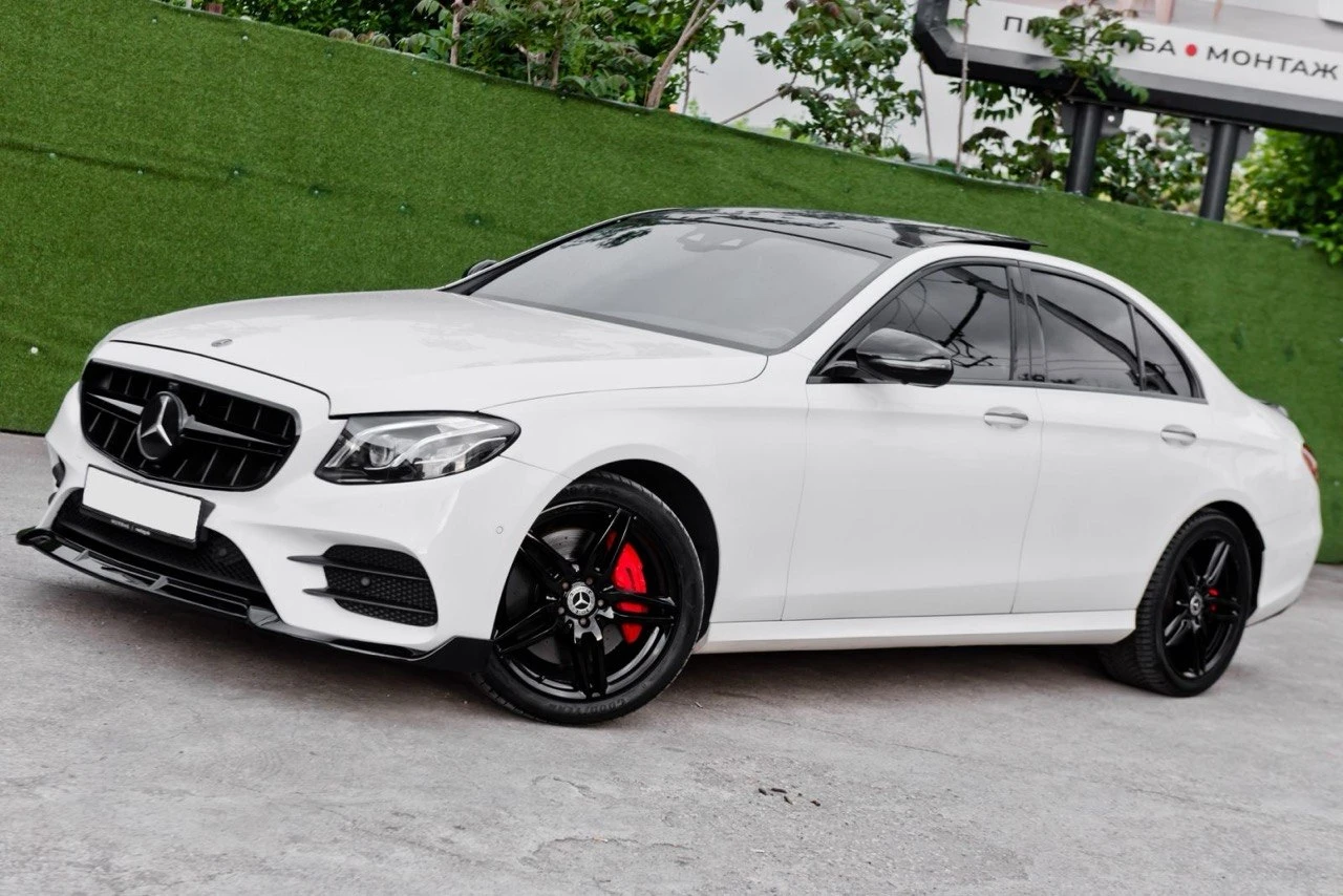 Mercedes-Benz E 350 AMG/ОБДУХ/360/MULTIBEM/Digital/PANO/BURM/DISTRONIC, снимка 3 - Автомобили и джипове - 54599224