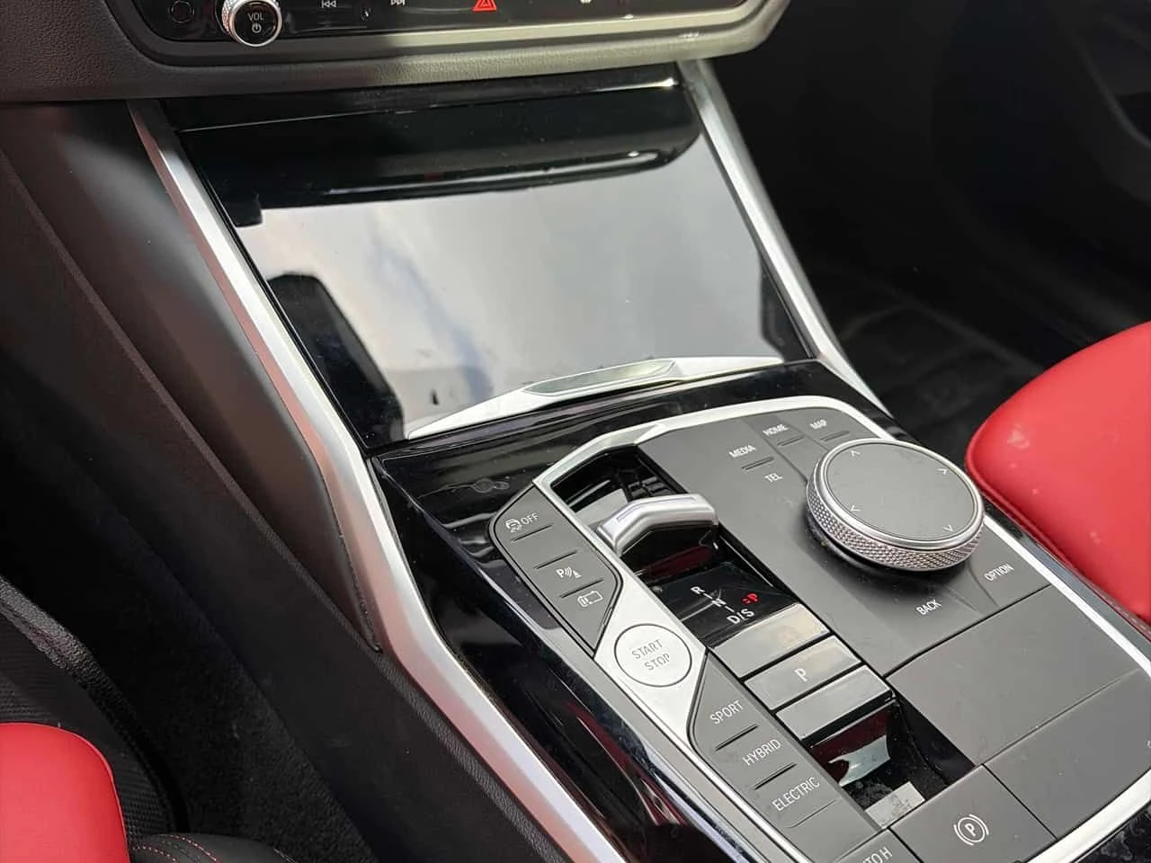 BMW 330 e xDrive | LED | PREMIUM | PODGREV | AVTOKREDIT , снимка 13 - Автомобили и джипове - 54906929