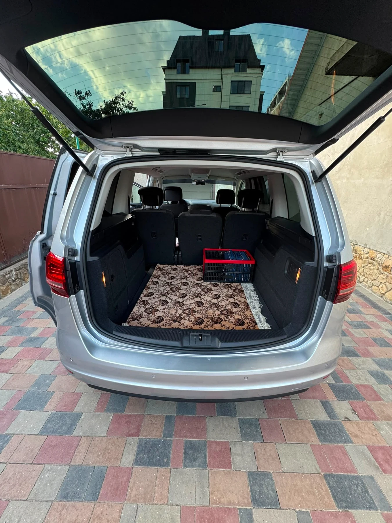 VW Sharan Миниван, снимка 9 - Автомобили и джипове - 55295396