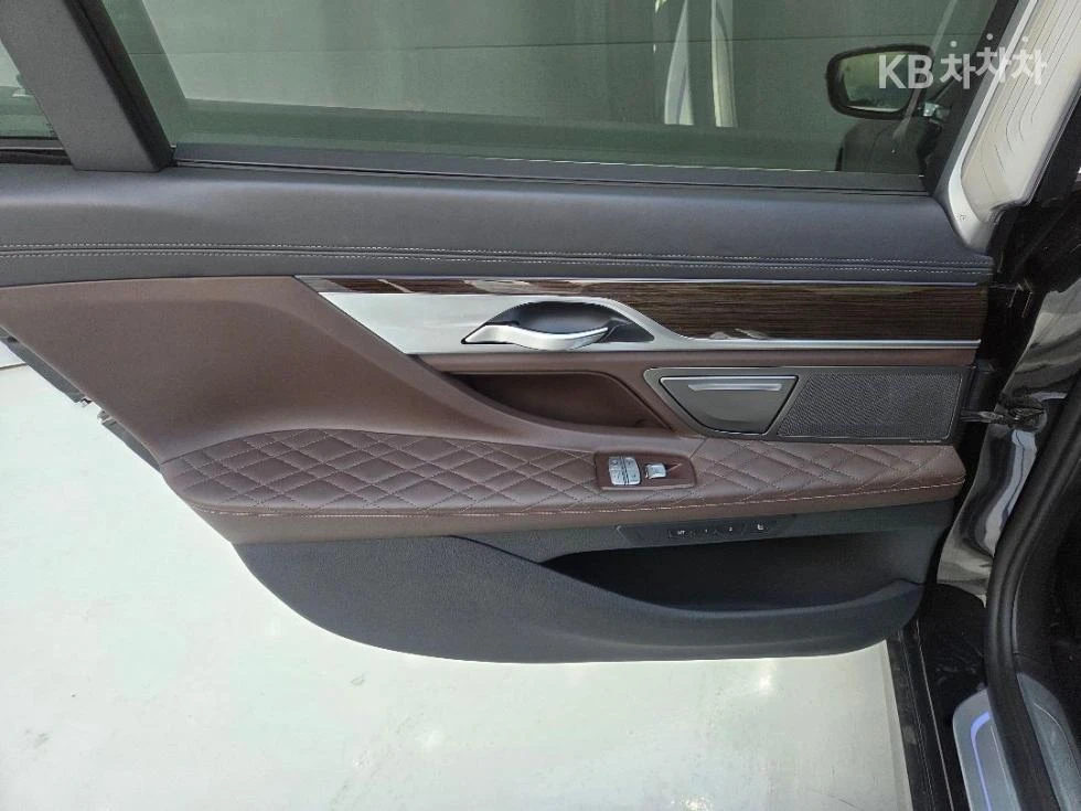 BMW 740 LI XDRIVE HEAD UP PURE EXELLENCE, снимка 15 - Автомобили и джипове - 55417892