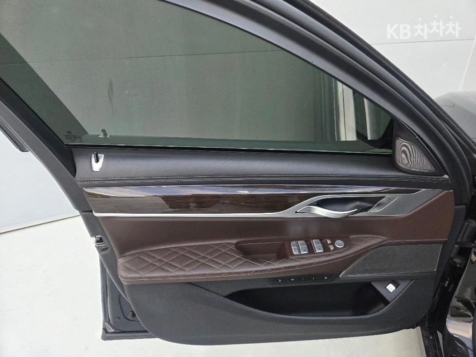 BMW 740 LI XDRIVE HEAD UP PURE EXELLENCE, снимка 13 - Автомобили и джипове - 55417892