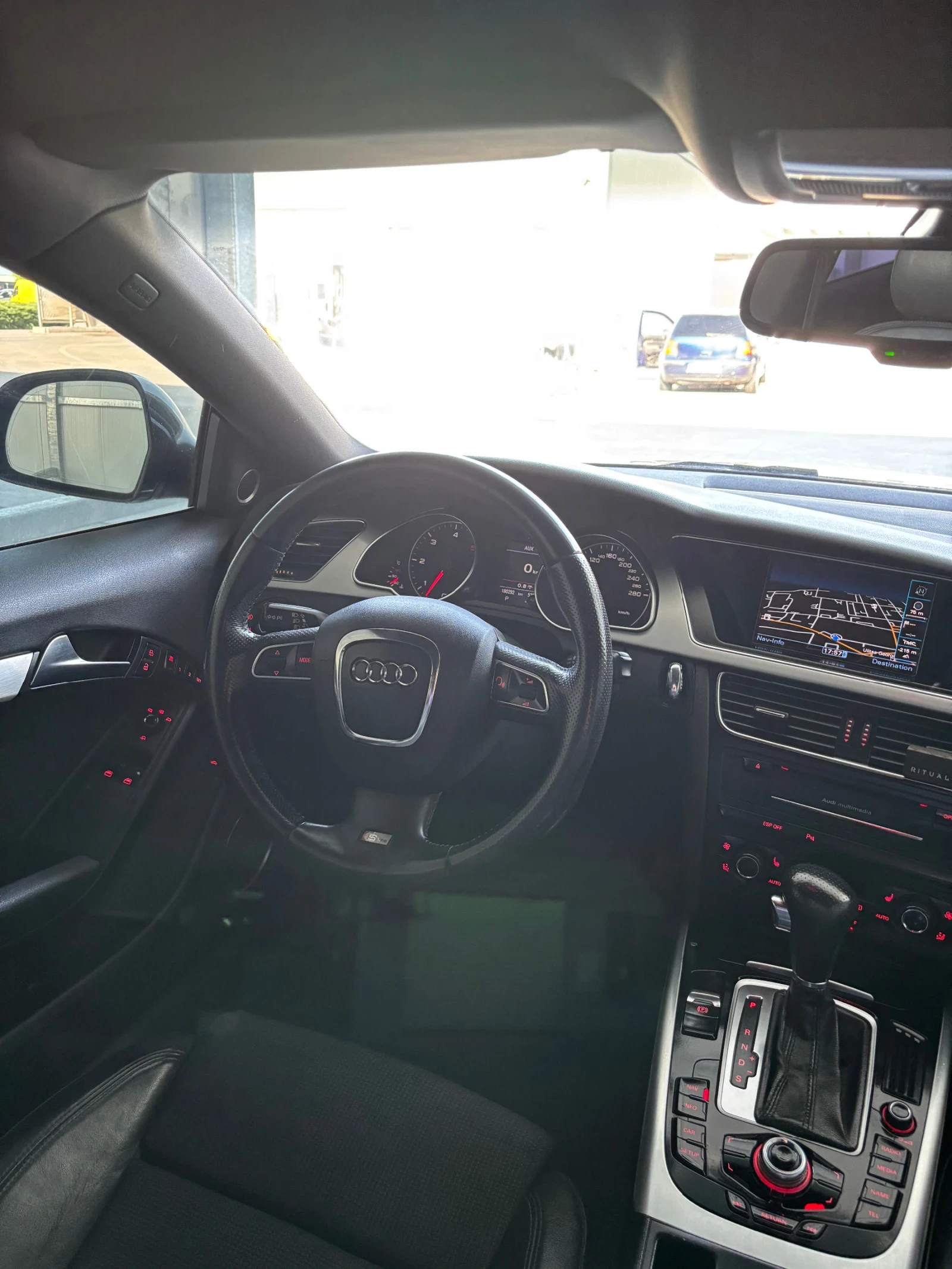 Audi A5 3.0TDI Automatic, снимка 9 - Автомобили и джипове - 55687678
