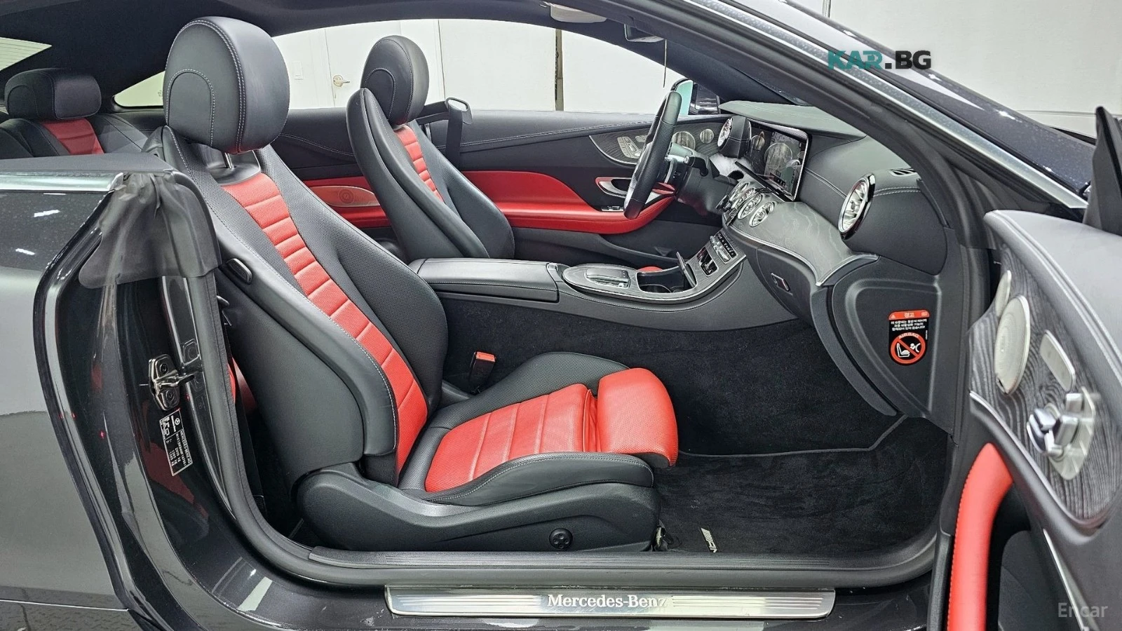 Mercedes-Benz E 450 4MATIC/AMG-LINE/DRIVE-ASSISTS/SUNROOF, снимка 15 - Автомобили и джипове - 55720197