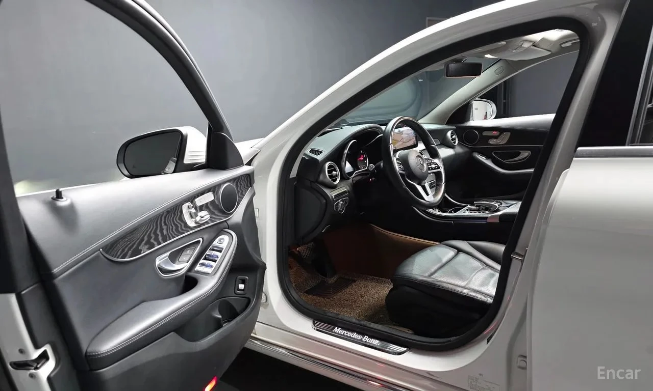 Mercedes-Benz C 220 * C220 d 4MATIC Exclusive * ЦЕНА ДО БГ, снимка 7 - Автомобили и джипове - 55991962