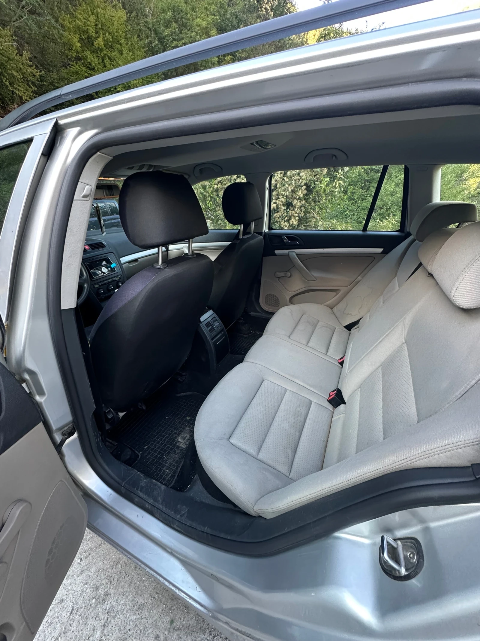 Skoda Octavia 1.9TDI 4x4, снимка 9 - Автомобили и джипове - 56058786