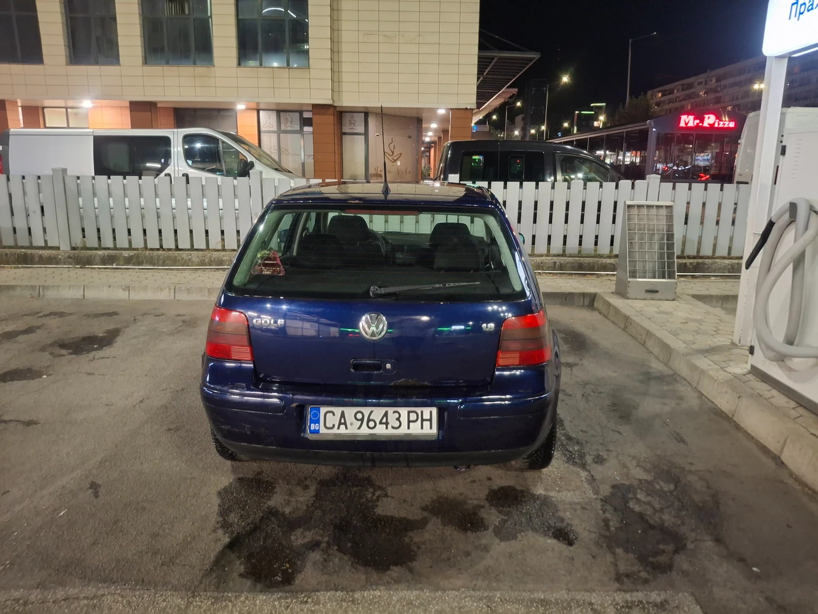 VW Golf, снимка 2 - Автомобили и джипове - 56130682