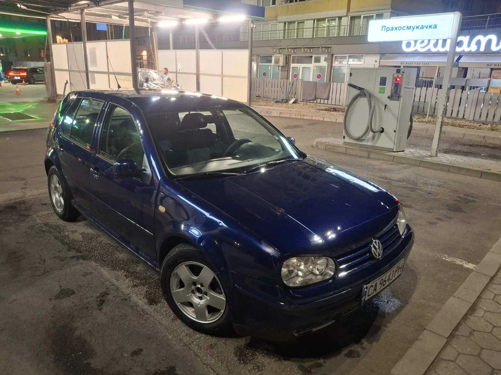 VW Golf