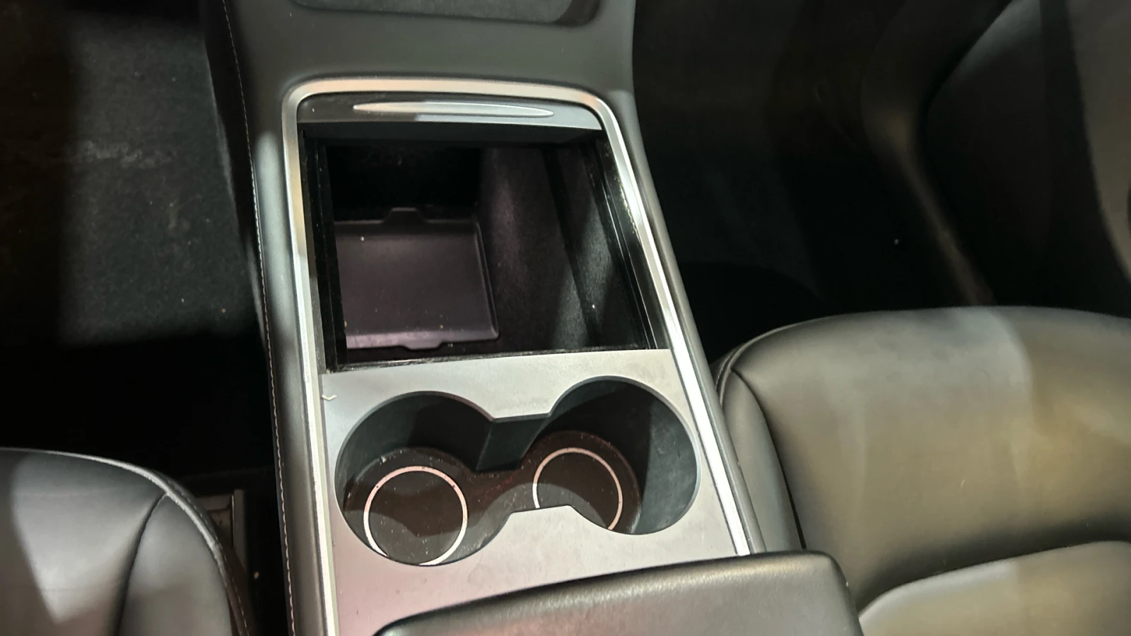 Tesla Model Y Long Range AWD , снимка 9 - Автомобили и джипове - 56228613