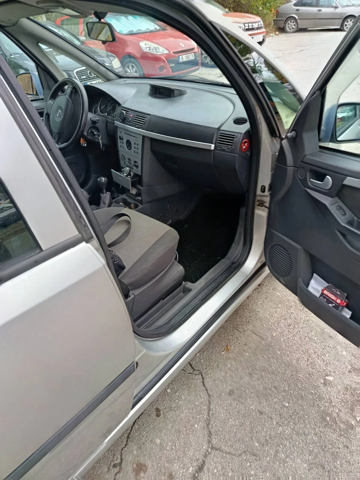 Opel Meriva, снимка 8 - Автомобили и джипове - 56750146