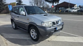 Nissan Terrano 3.0 Климатик 4Х4, снимка 2