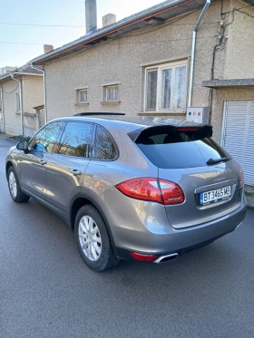     Porsche Cayenne 3.0D 8-   