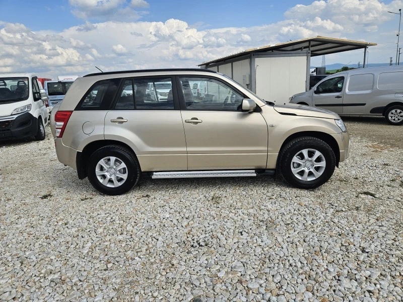 Suzuki Grand vitara 2.0i, снимка 6 - Автомобили и джипове - 46078861