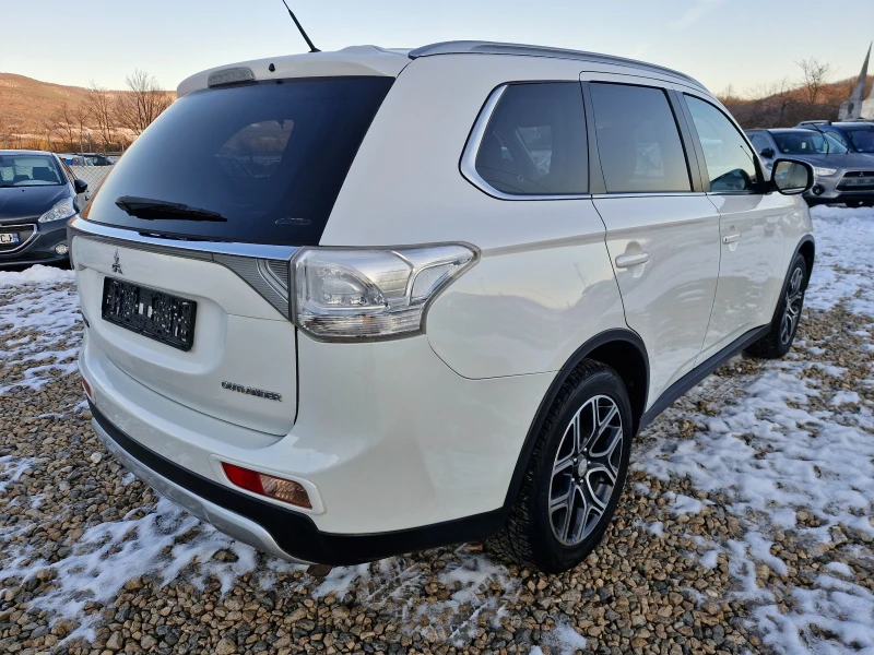 Mitsubishi Outlander 2, 2* NAVI* CAM* КОЖА* XENON* 7МЕСТА* TUV* AUT, снимка 5 - Автомобили и джипове - 48435347